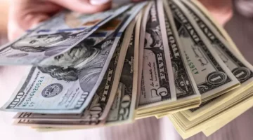 تراجع 10 بنوك.. هبوط جديد لسعر الدولار مقابل الجنيه مطلع يناير 2026